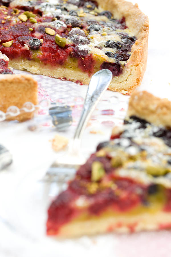 photographie culinaire tarte framboises myrtilles