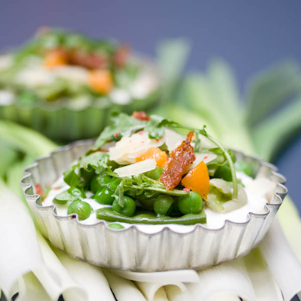 Photographie culinaire tartelette à la ricotta et légumes